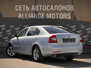 2012 Skoda Octavia II (A5) Рестайлинг, серебристый, 730000 рублей, вид 5