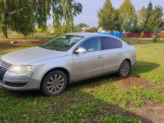 2005 Volkswagen Passat B6, серебристый, 500000 рублей, вид 2