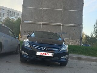 2015 Hyundai Solaris I Рестайлинг, чёрный, 650000 рублей, вид 1