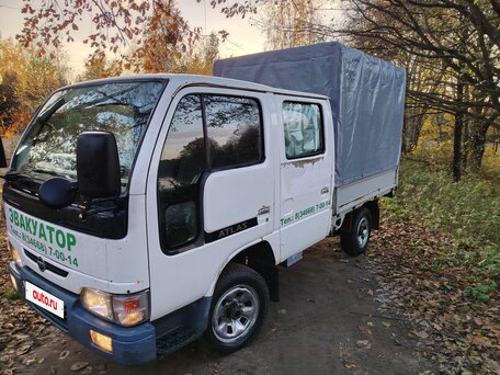 2004 Nissan Atlas, белый, 850000 рублей, вид 4
