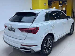2021 Audi Q3 35 TFSI II (F3), белый, 1761000 рублей, вид 4