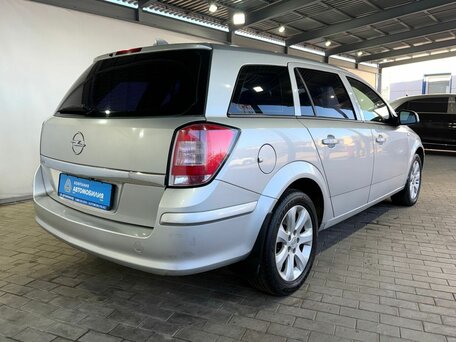 2010 Opel Astra H Рестайлинг, серебристый, 589000 рублей, вид 5