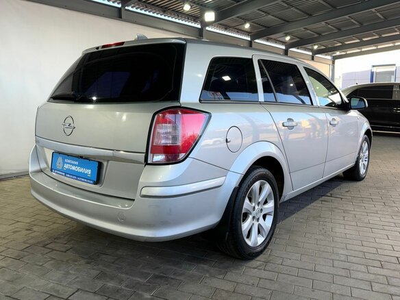 2010 Opel Astra H Рестайлинг, серебристый, 599000 рублей - вид 4