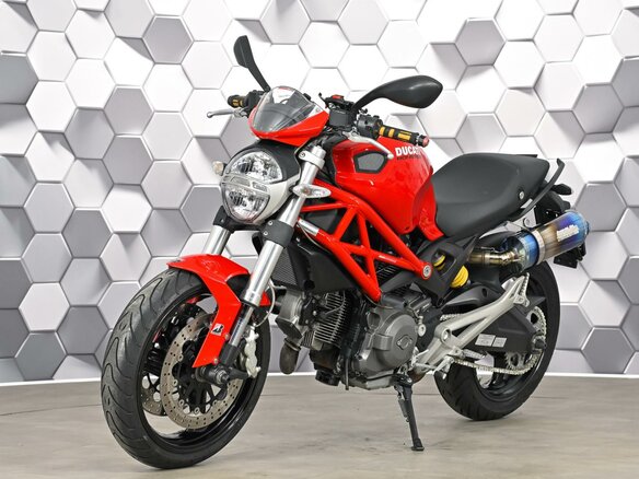 2009 Ducati Monster 696, красный, 429000 рублей - вид 1
