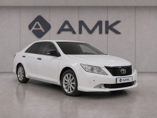 2013 Toyota Camry VII (XV50), белый, 1399000 рублей, вид 2