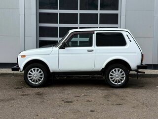 2014 Lada (ВАЗ) 2121 (4x4) I Рестайлинг, белый, 450000 рублей, вид 2