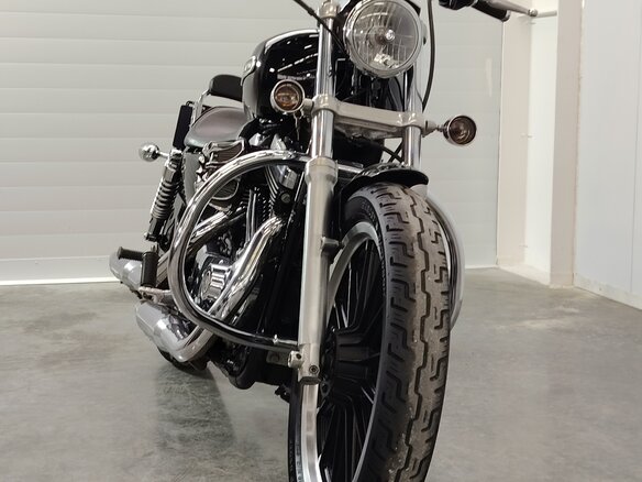 2010 Harley-Davidson Sportster 1200, чёрный, 649000 рублей - вид 2