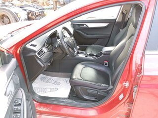 2023 JAC J7 I, красный, 880650 рублей, вид 5