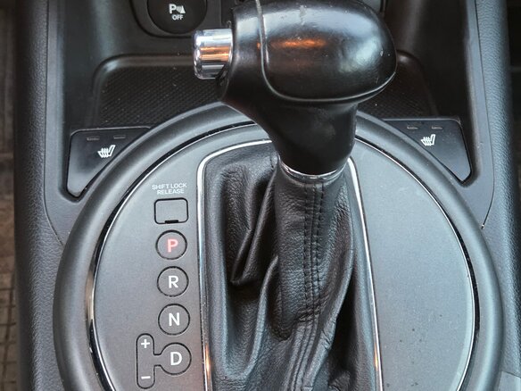 2013 Kia Sportage III, белый, 1150000 рублей - вид 11
