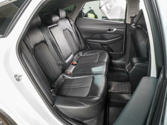 2020 Hyundai Sonata VII (LF) Рестайлинг, белый, 2479000 рублей - вид 6