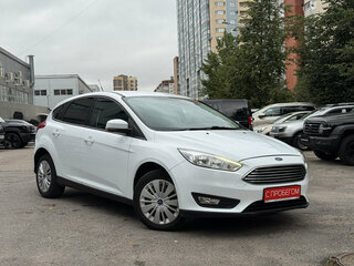 2018 Ford Focus III Рестайлинг, белый, 949000 рублей, вид 1