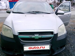 2010 Chevrolet Aveo I Рестайлинг, серебристый, 340000 рублей, вид 1