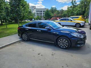 2019 Kia Optima IV Рестайлинг, синий, 2100000 рублей, вид 5