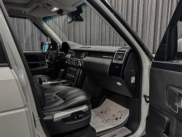 2009 Land Rover Range Rover Supercharged III Рестайлинг 2, белый - вид 8