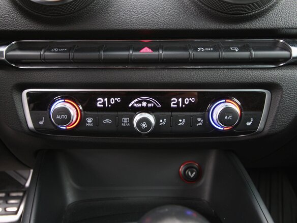 2014 Audi A3 III (8V), белый, 1095000 рублей - вид 23