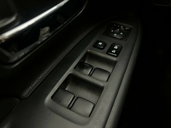 2014 Mitsubishi Outlander III Рестайлинг, серый, 1550000 рублей - вид 18