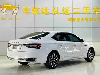 2021 Skoda Superb III Рестайлинг, белый, 1640700 рублей, вид 5