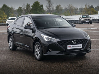 2021 Hyundai Solaris II Рестайлинг, чёрный, 1538000 рублей, вид 3