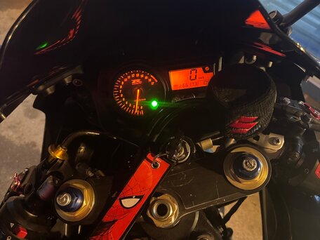 2004 Suzuki GSX-R 600, чёрный, 400000 рублей, вид 5