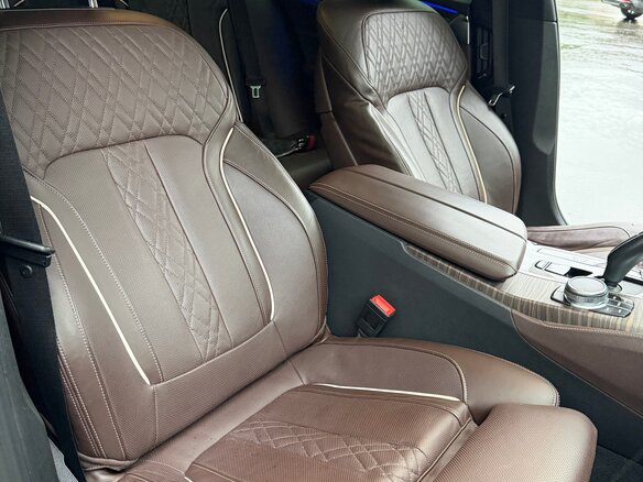 2020 BMW 5 серии 540i xDrive VII (G30/G31/G38) Рестайлинг, синий - вид 39