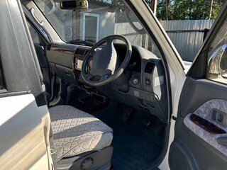 2000 Toyota Land Cruiser Prado 90 Series Рестайлинг, белый, 1600000 рублей, вид 4