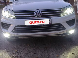 2015 Volkswagen Touareg II Рестайлинг, белый, 2400000 рублей, вид 2