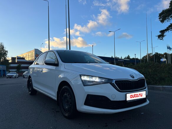 2020 Skoda Rapid II, белый, 1400000 рублей