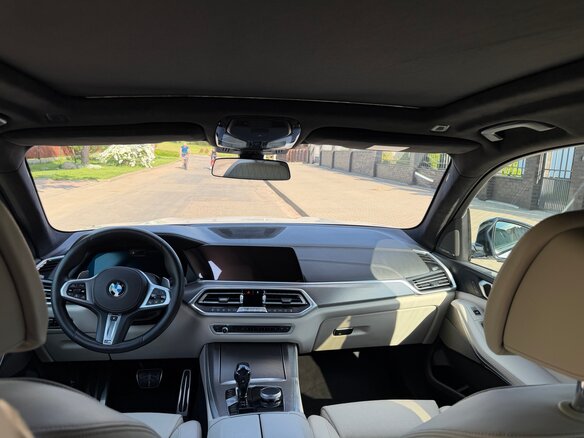 2020 BMW X5 M50d IV (G05/G18), белый, 6690000 рублей - вид 11