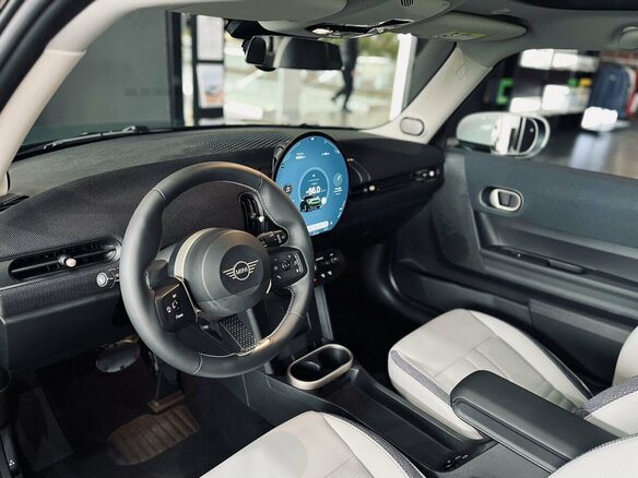 2025 Mini Hatch C IV (F65/F66/J01), зелёный, 5690000 рублей - вид 14
