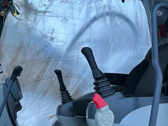 2022 XCMG XE225DN, жёлтый, 6059000 рублей - вид 4