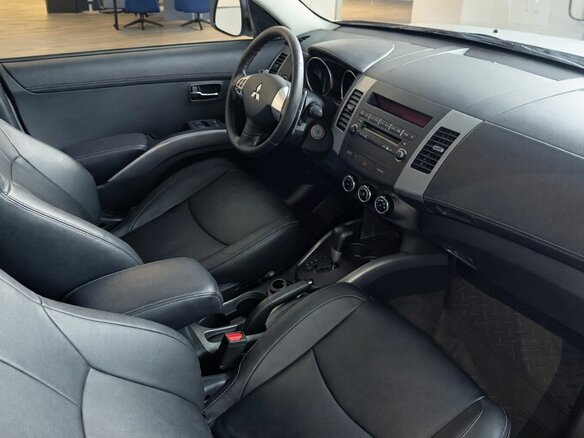 2012 Mitsubishi Outlander II Рестайлинг, серебристый, 749000 рублей - вид 8