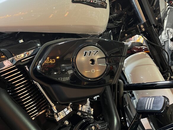 2025 Harley-Davidson Street Glide, белый, 3800000 рублей - вид 5
