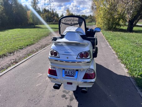 2008 Honda GL 1800 Gold Wing, белый, 1100000 рублей, вид 5