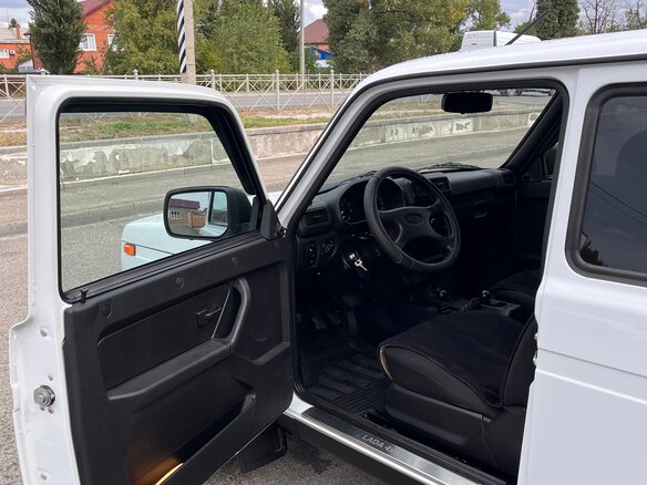 2022 Lada (ВАЗ) Niva Legend I, белый, 650000 рублей - вид 20