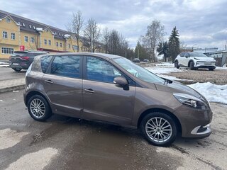 2012 Renault Scenic III Рестайлинг, коричневый, 1000000 рублей, вид 3