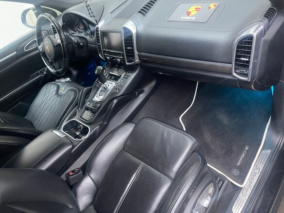 2011 Porsche Cayenne S II (958), чёрный, 2020000 рублей - вид 5