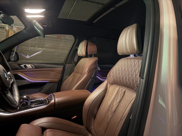 2019 BMW X5 M50d IV (G05/G18), белый, 6990000 рублей - вид 9