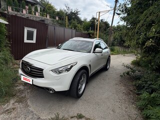 2011 Infiniti FX37 II (S51) Рестайлинг, белый, 1520000 рублей, вид 1