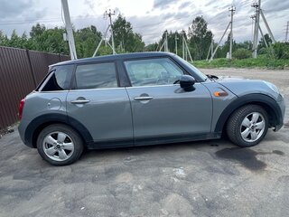 2018 Mini Hatch Cooper III (F55/F56), серый, 1335000 рублей, вид 3