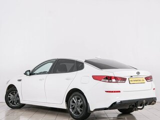 2019 Kia Optima IV Рестайлинг, белый, 1849000 рублей, вид 4