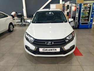 2026 Lada (ВАЗ) Granta I Рестайлинг, белый, 1119690 рублей, вид 3