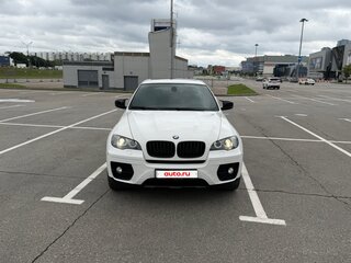 2009 BMW X6 35i 6-speed I (E71), белый, 1850000 рублей, вид 3