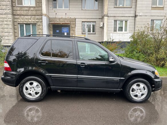 2003 Mercedes-Benz M-Класс 350 I (W163) Рестайлинг, чёрный, 985000 рублей - вид 3