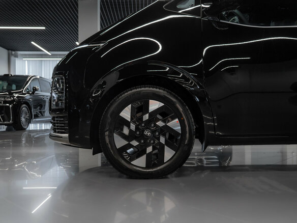 2026 Hyundai Staria I Рестайлинг, чёрный, 7850000 рублей - вид 32