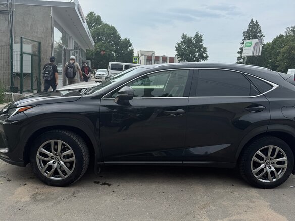 2019 Lexus NX 300 I Рестайлинг, чёрный - вид 2