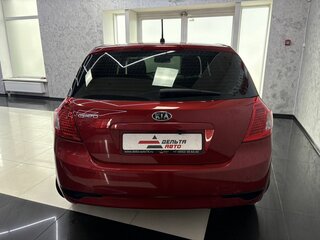 2011 Kia Ceed I Рестайлинг, красный, 799000 рублей, вид 4