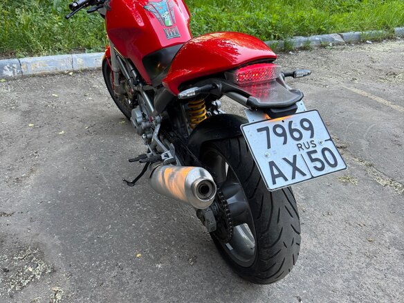 2004 Ducati Monster 400, красный, 275000 рублей - вид 5