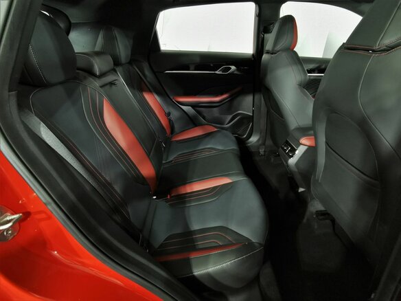 2023 Geely Coolray I Рестайлинг, красный, 1895150 рублей - вид 14