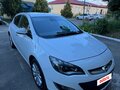 2013 Opel Astra J Рестайлинг, белый, 930000 рублей - вид 3