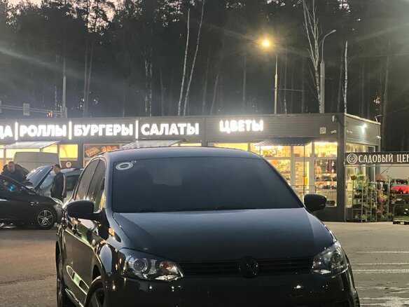 2011 Volkswagen Polo V, серый, 730000 рублей - вид 2